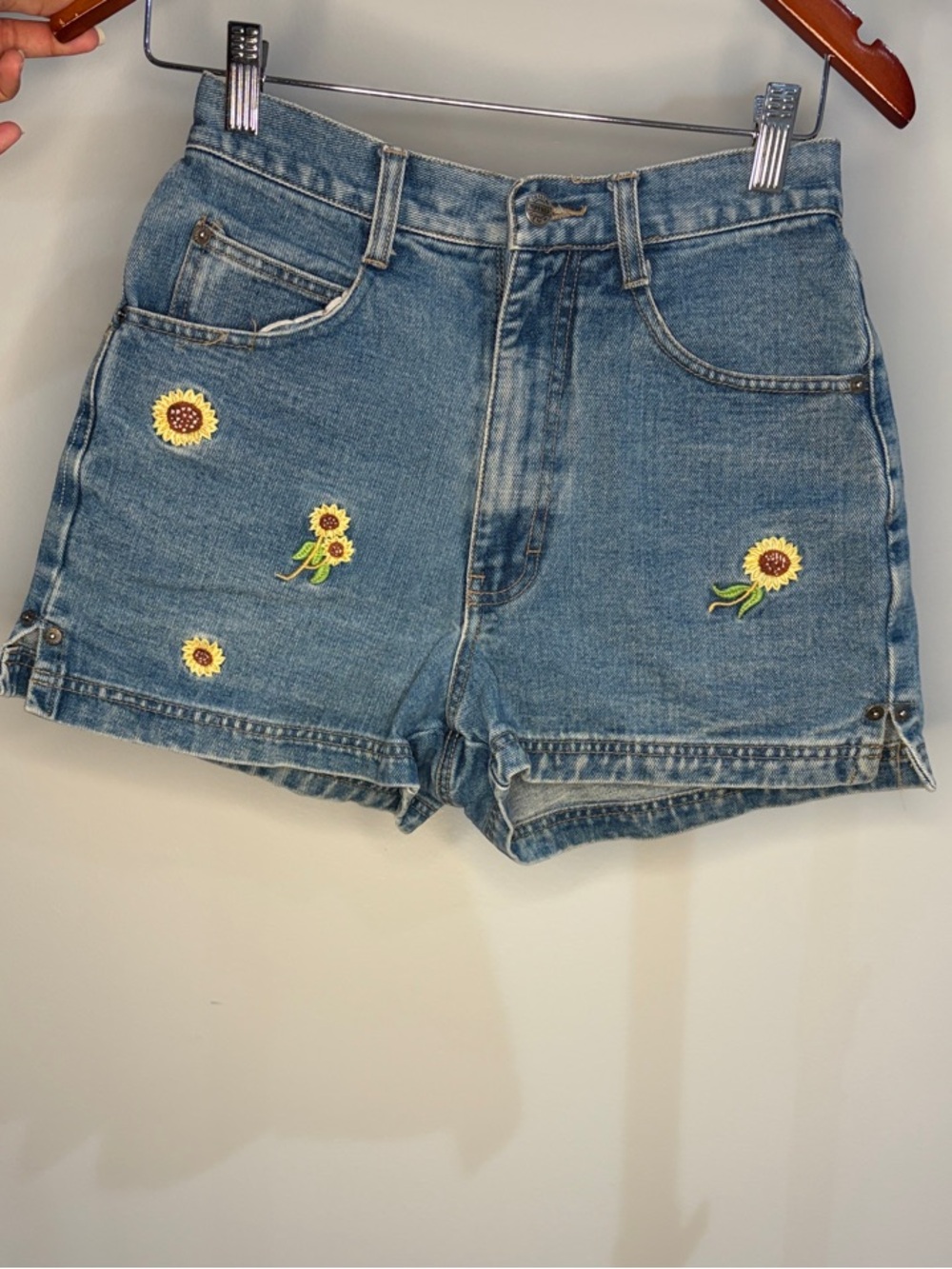 High-Rise Sunflower Embroidered Denim Shorts - Blue